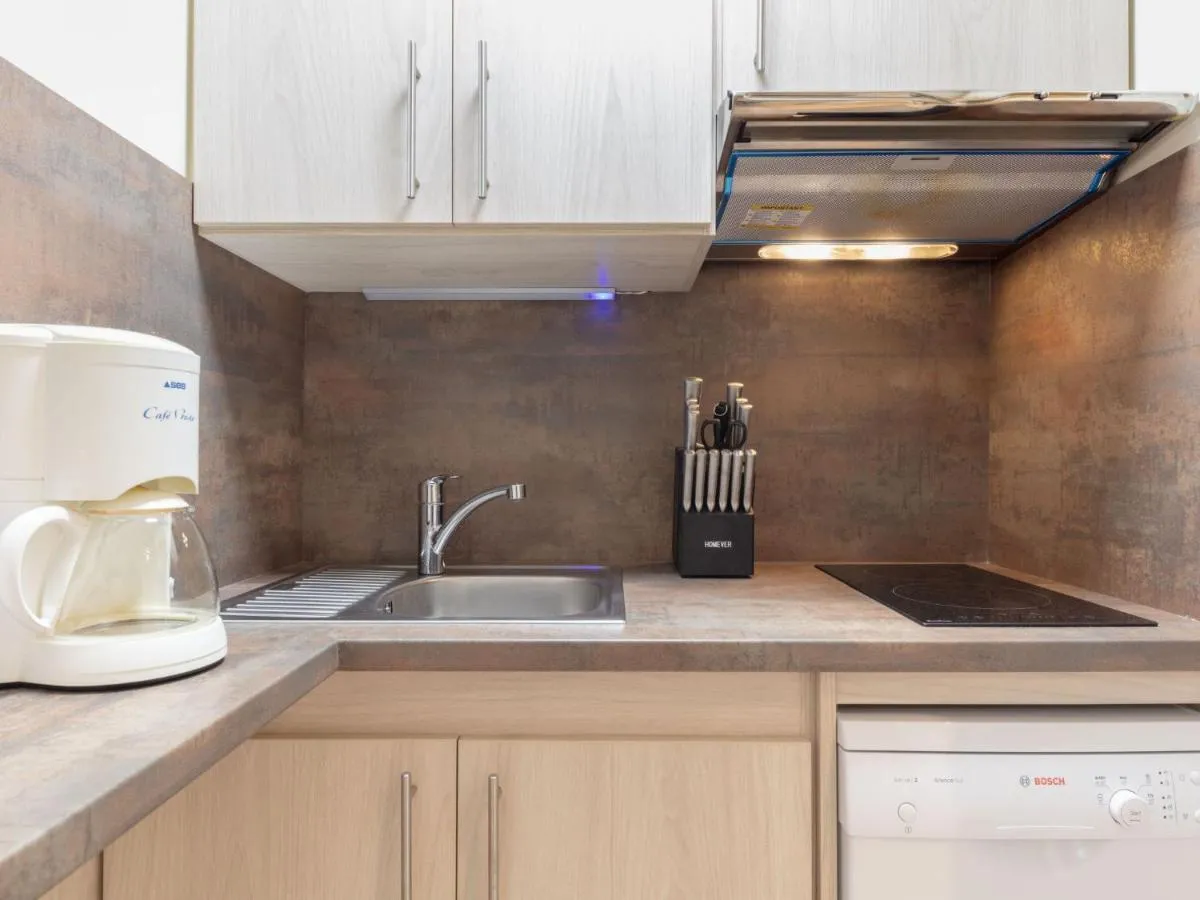 Image 2 of Apartment Les Lauzes D25 by Interhome