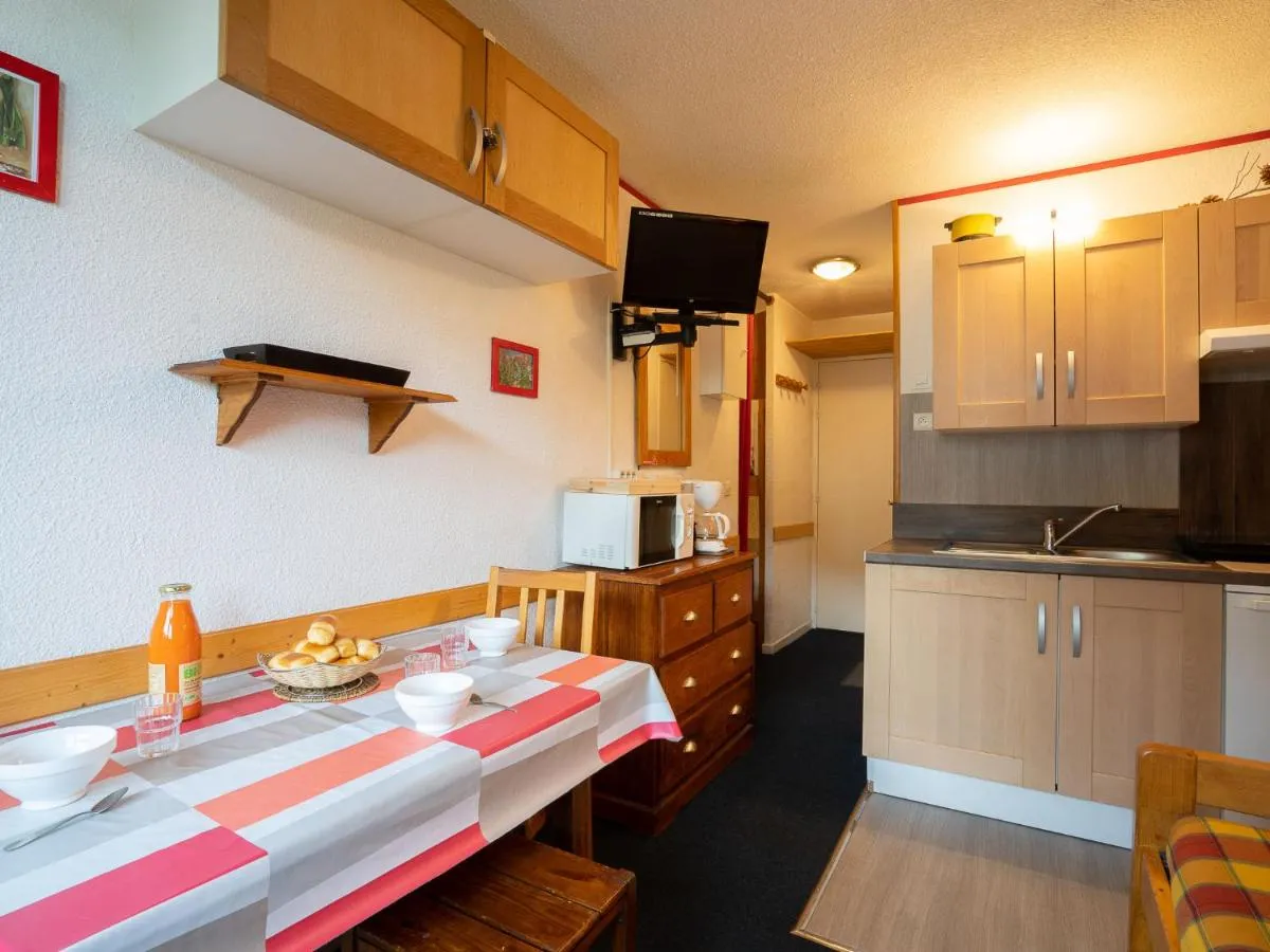 Image 6 of Apartment Sarvan 625 by Interhome