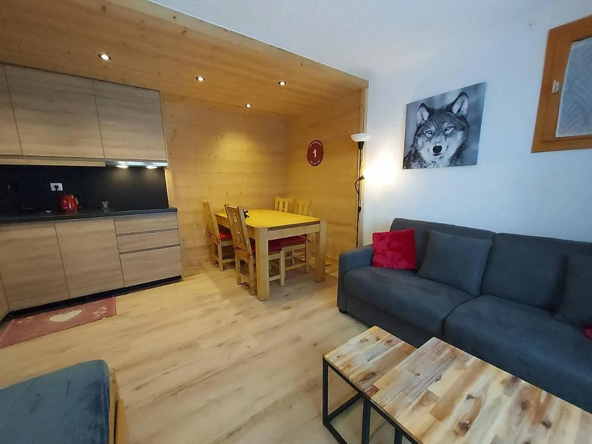 Image 2 of Appartement 2 pièces à Valmorel, proche pistes et commerces, équipé, wifi, non-fumeur – FR-1-356-310