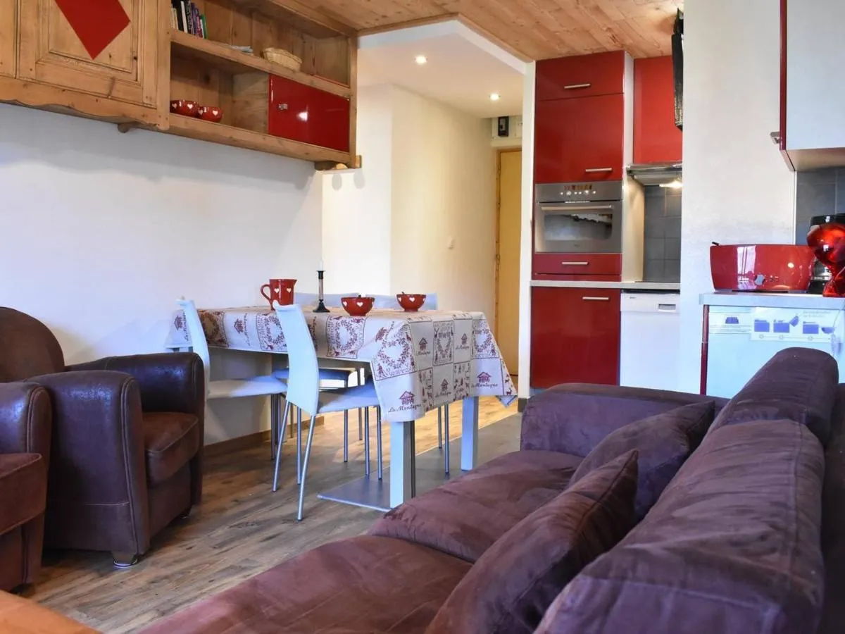 Image 1 of Appartement 2 pièces avec balcon, animaux admis – Méribel – FR-1-180-83