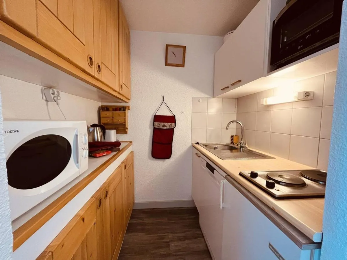 Image 3 of Appartement 2 pièces pour 5 personnes avec accès direct aux pistes et balcon – Vallandry – FR-1-757-99