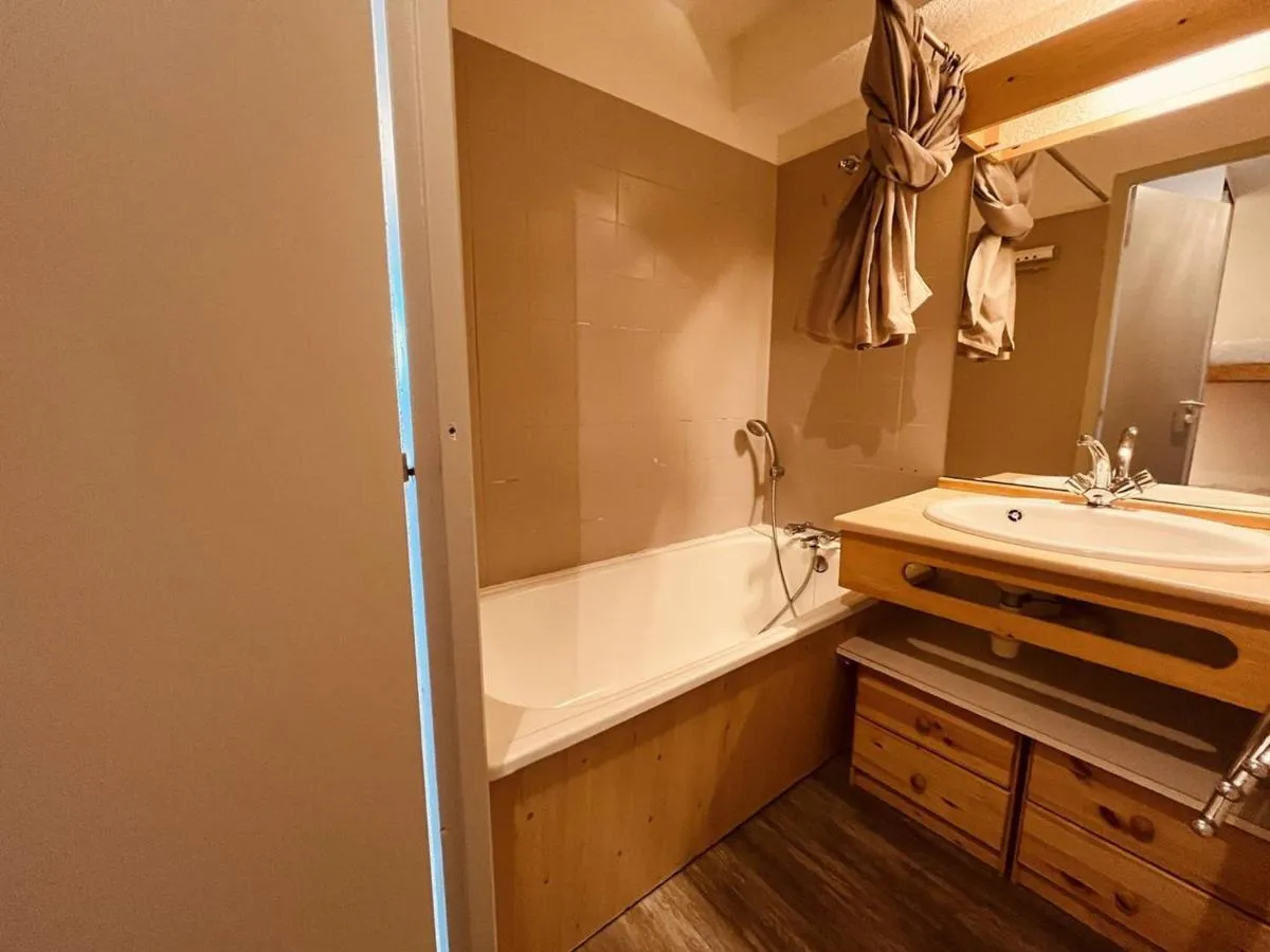 Image 4 of Appartement 2 pièces pour 5 personnes avec accès direct aux pistes et balcon – Vallandry – FR-1-757-99