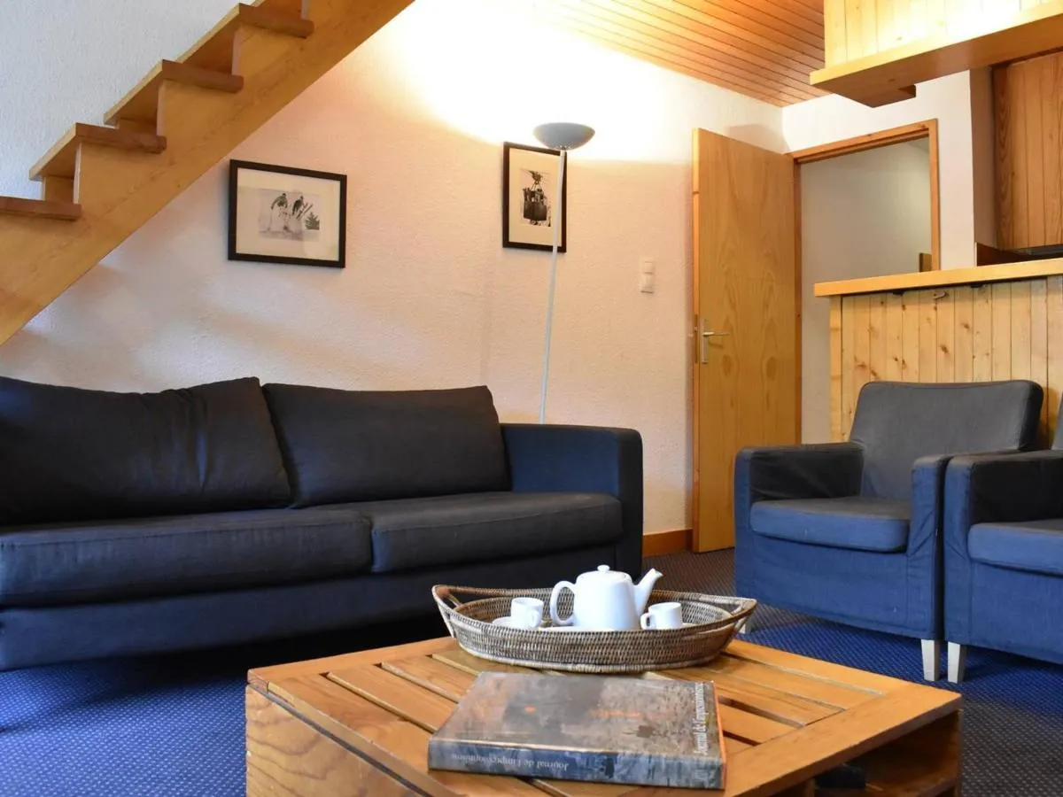 Image 1 of Appartement 3P Mezz – 50m pistes – 7 pers – Méribel – FR-1-180-158