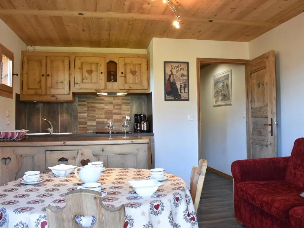 Image of Appartement 3 pièces proche pistes avec balcon et ski-room – FR-1-180-153