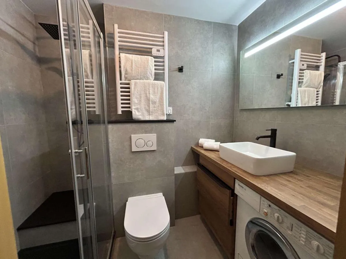 Image 5 of Appartement Méribel 4 pièces, 8 pers, proche pistes, parking, wifi – FR-1-180-620