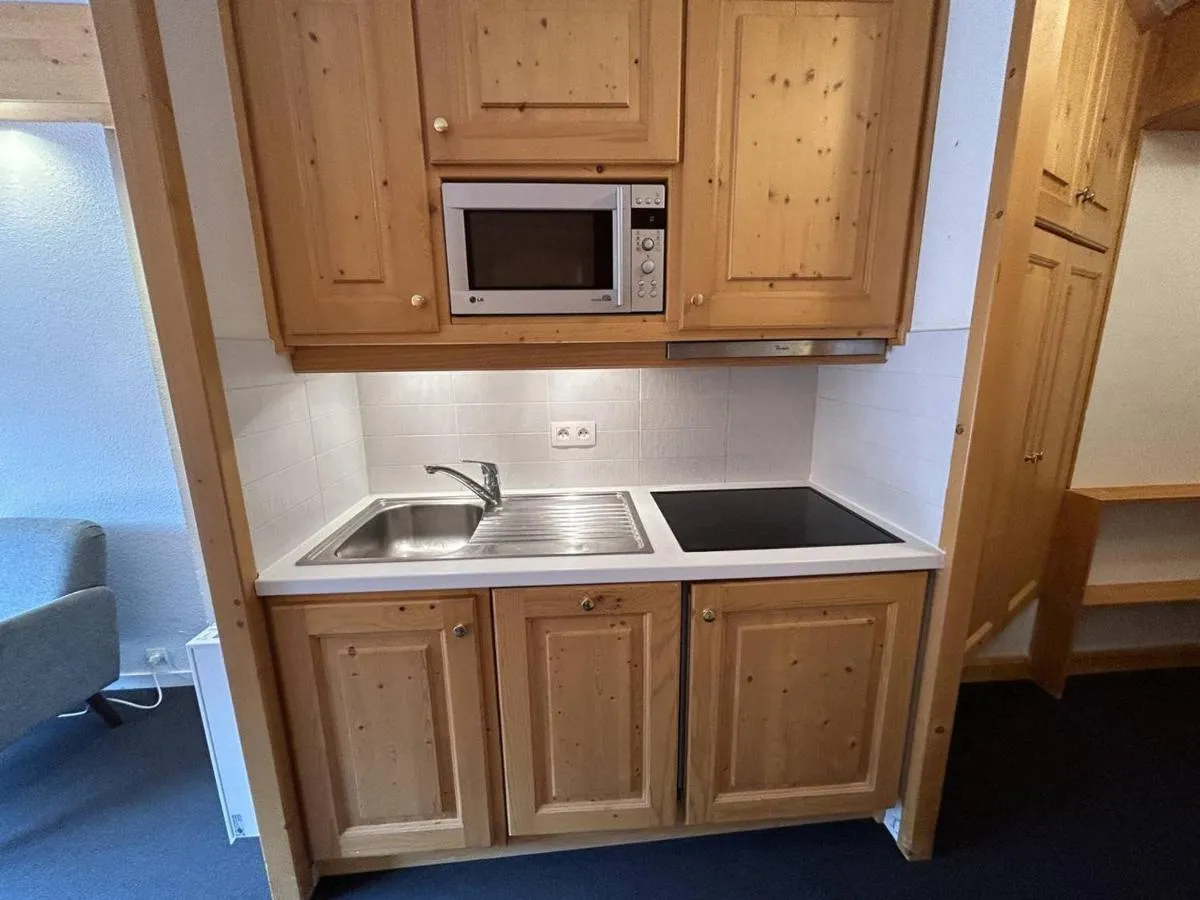 Image 4 of Appartement Méribel avec balcon, ascenseur et casier à skis – FR-1-355-243