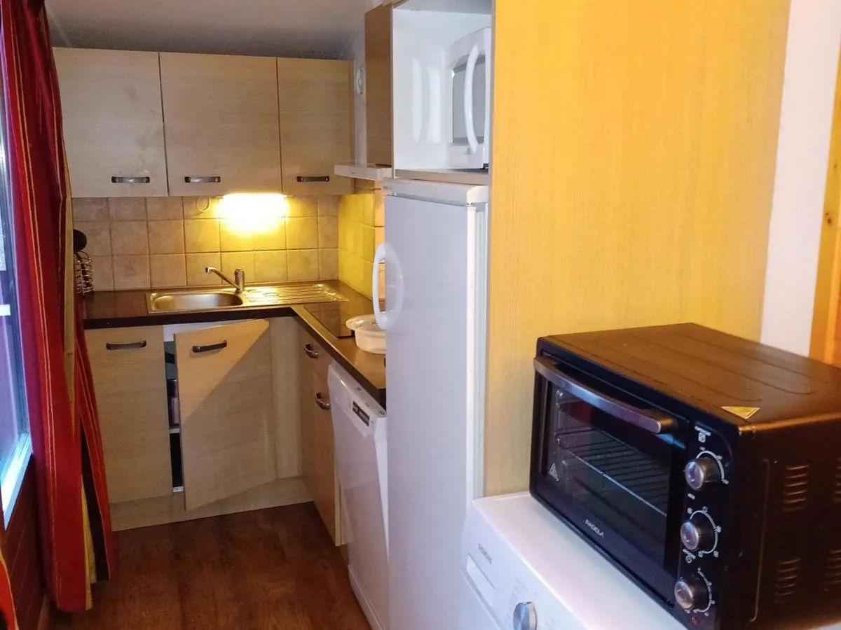 Image 3 of Appartement à Brides-les-Bains, 3 pièces, 8 pers, 56 m², balcon, parking, Wi-Fi inclus – FR-1-512-251
