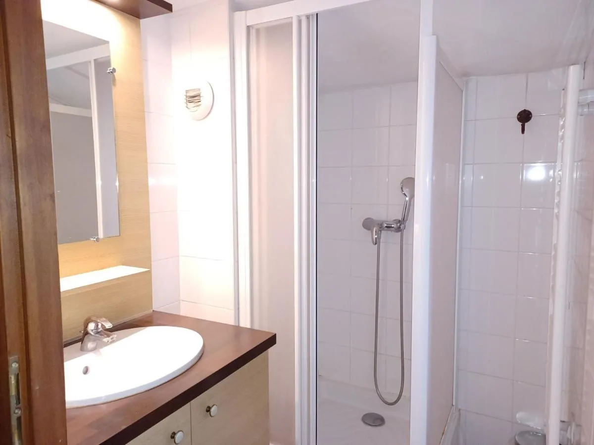 Image 6 of Appartement à Brides-les-Bains, 3 pièces, 8 pers, 56 m², balcon, parking, Wi-Fi inclus – FR-1-512-251