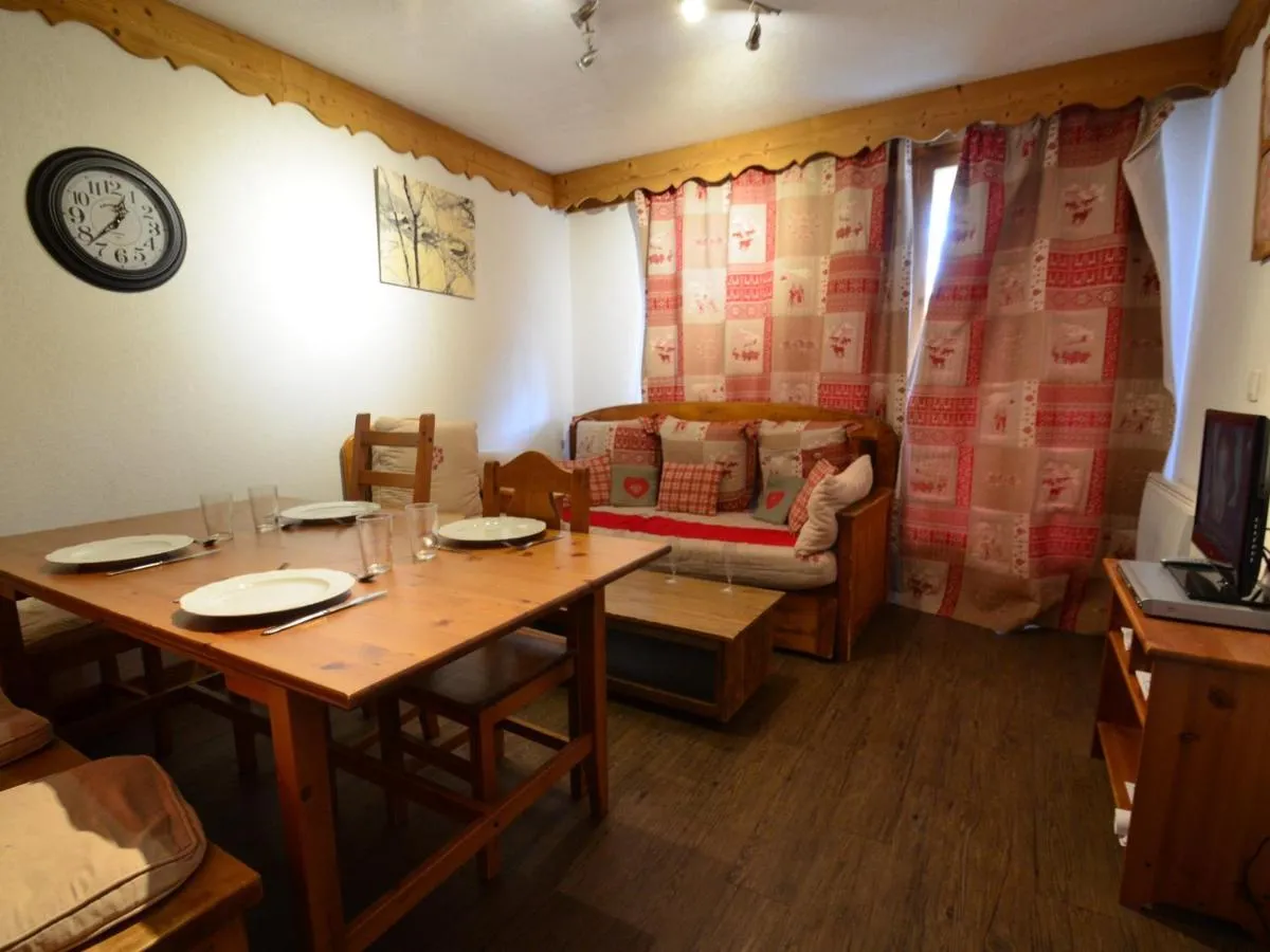 Image 3 of Appartement aux Menuires avec cuisine équipée, balcon et animaux admis – FR-1-452-15