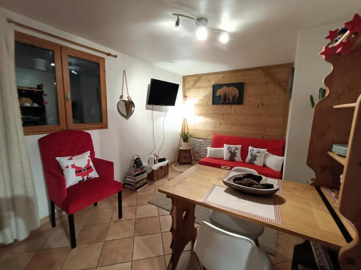Image 4 of Appartement avec terrasse et parking Privé