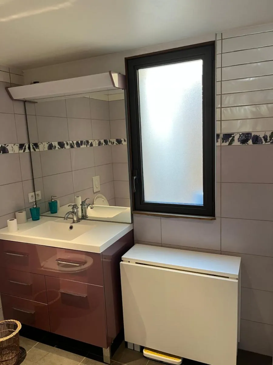 Image 5 of Appartement centre du village brides les bains