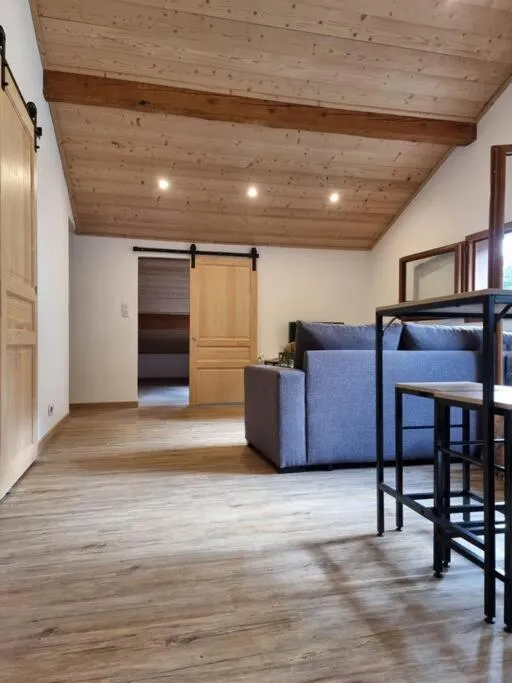 Image 3 of Appartement chaleureux