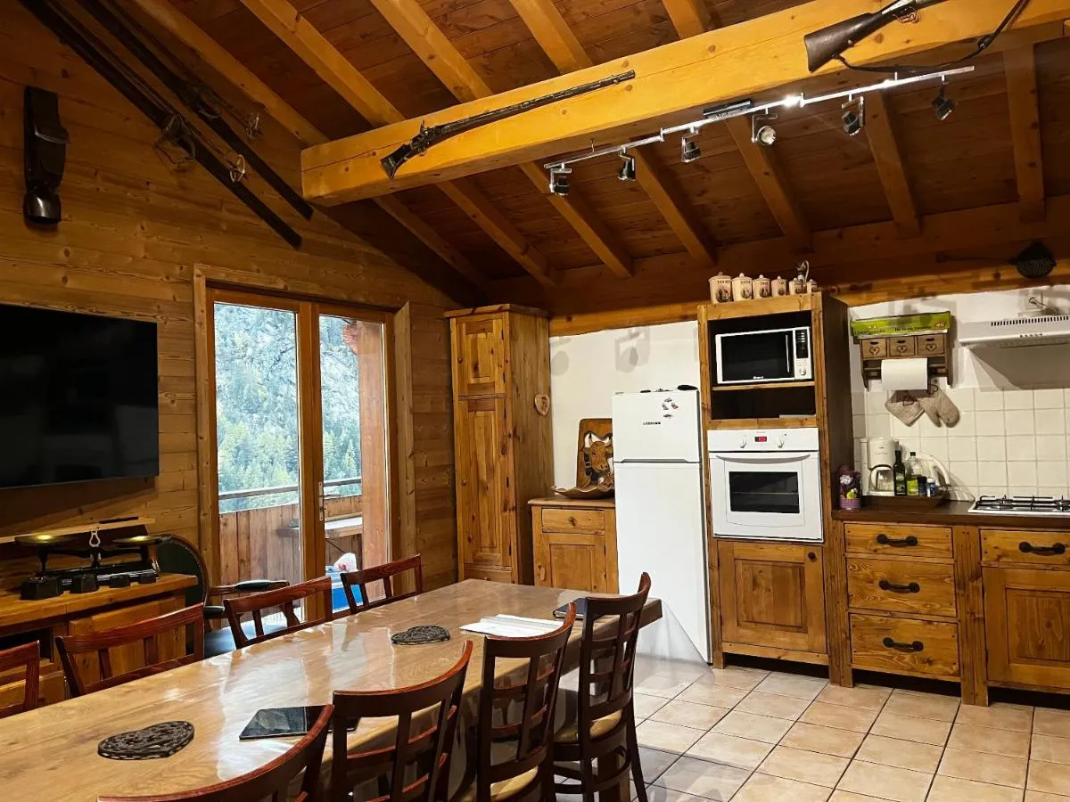 Image 2 of Appartement confortable avec vue montagne a Peisey Nancroix