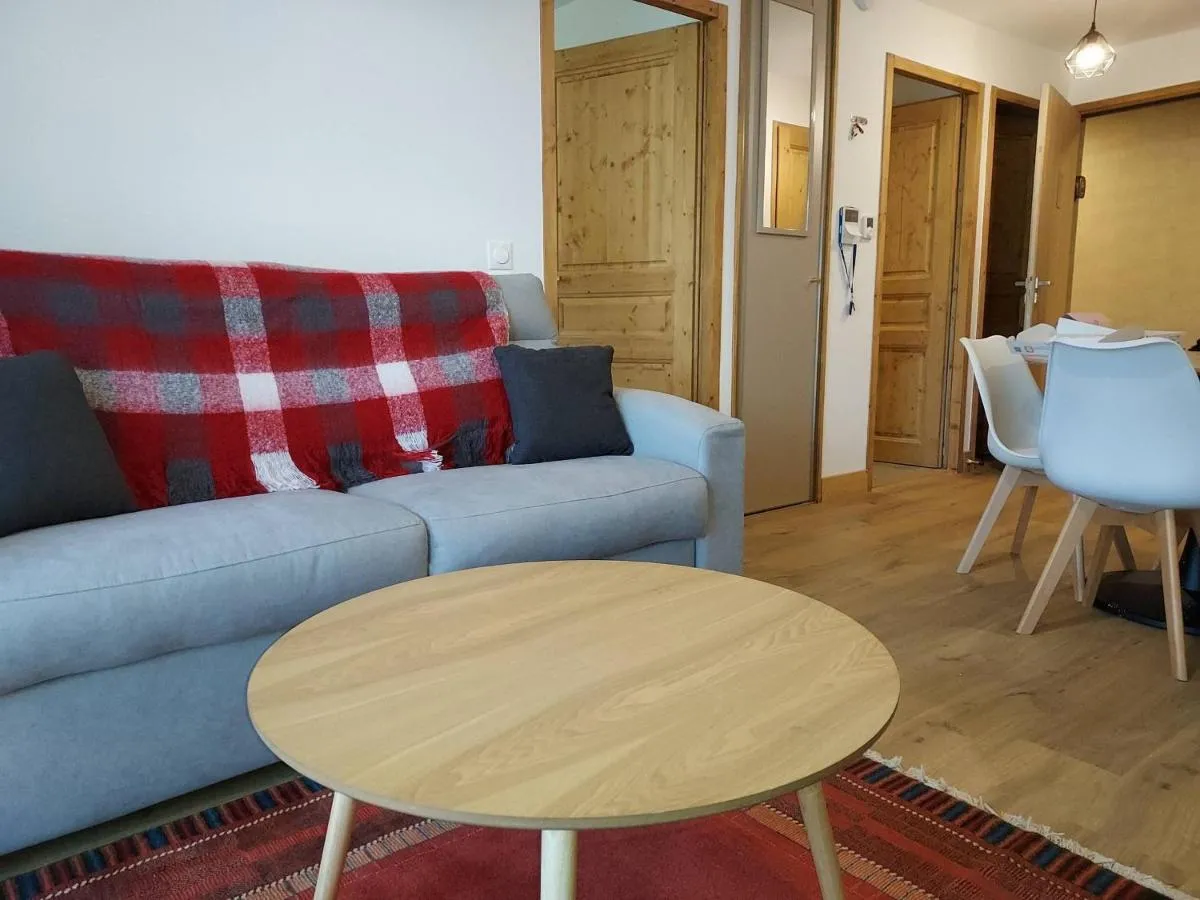 Image 2 of Appartement cosy 4* pied de pistes avec balcon et parking à Valmorel – FR-1-356-502