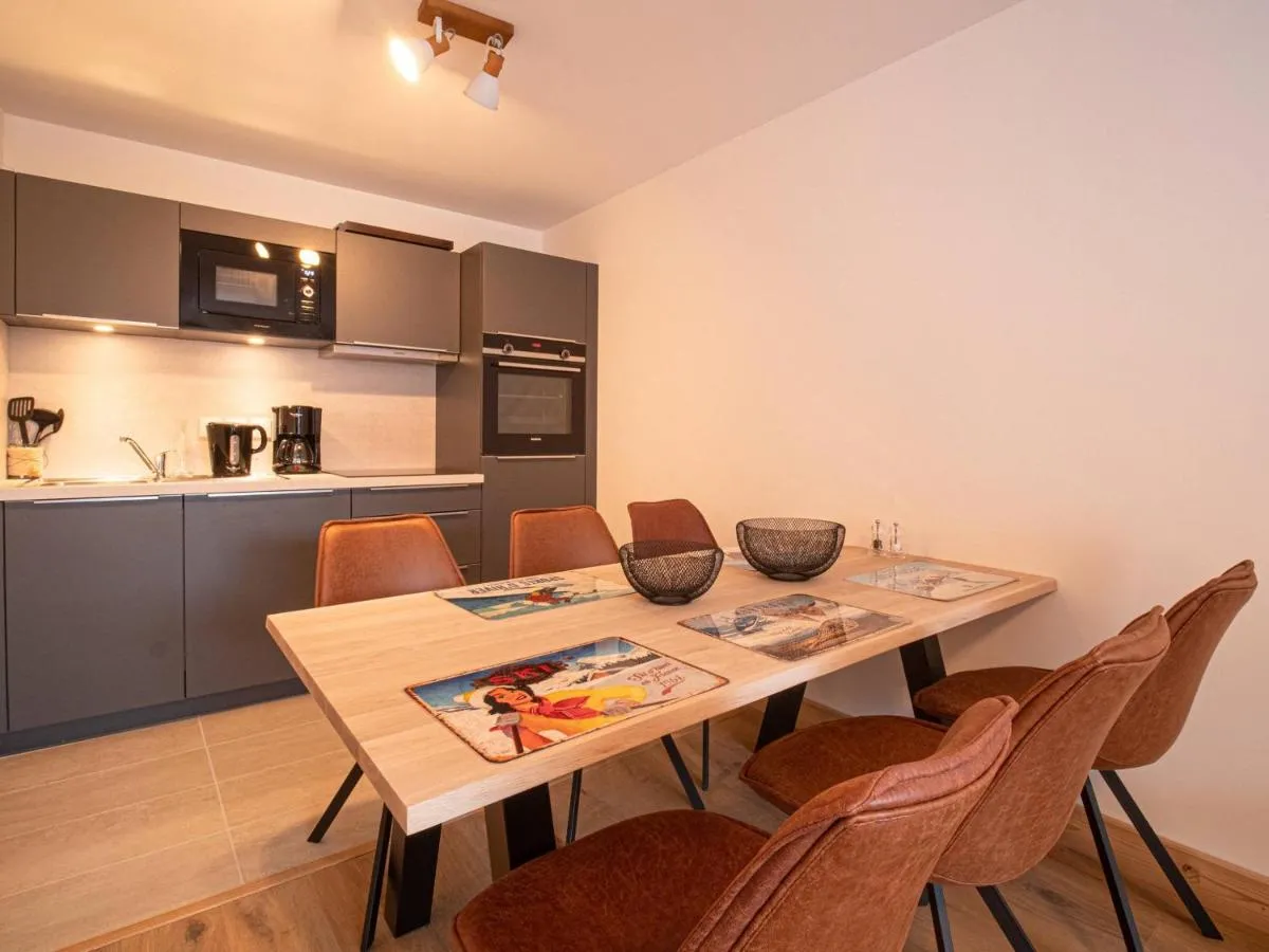 Image 5 of Appartement cosy 7 pers, 2 chambres, pied de pistes avec parking et WiFi – FR-1-356-517