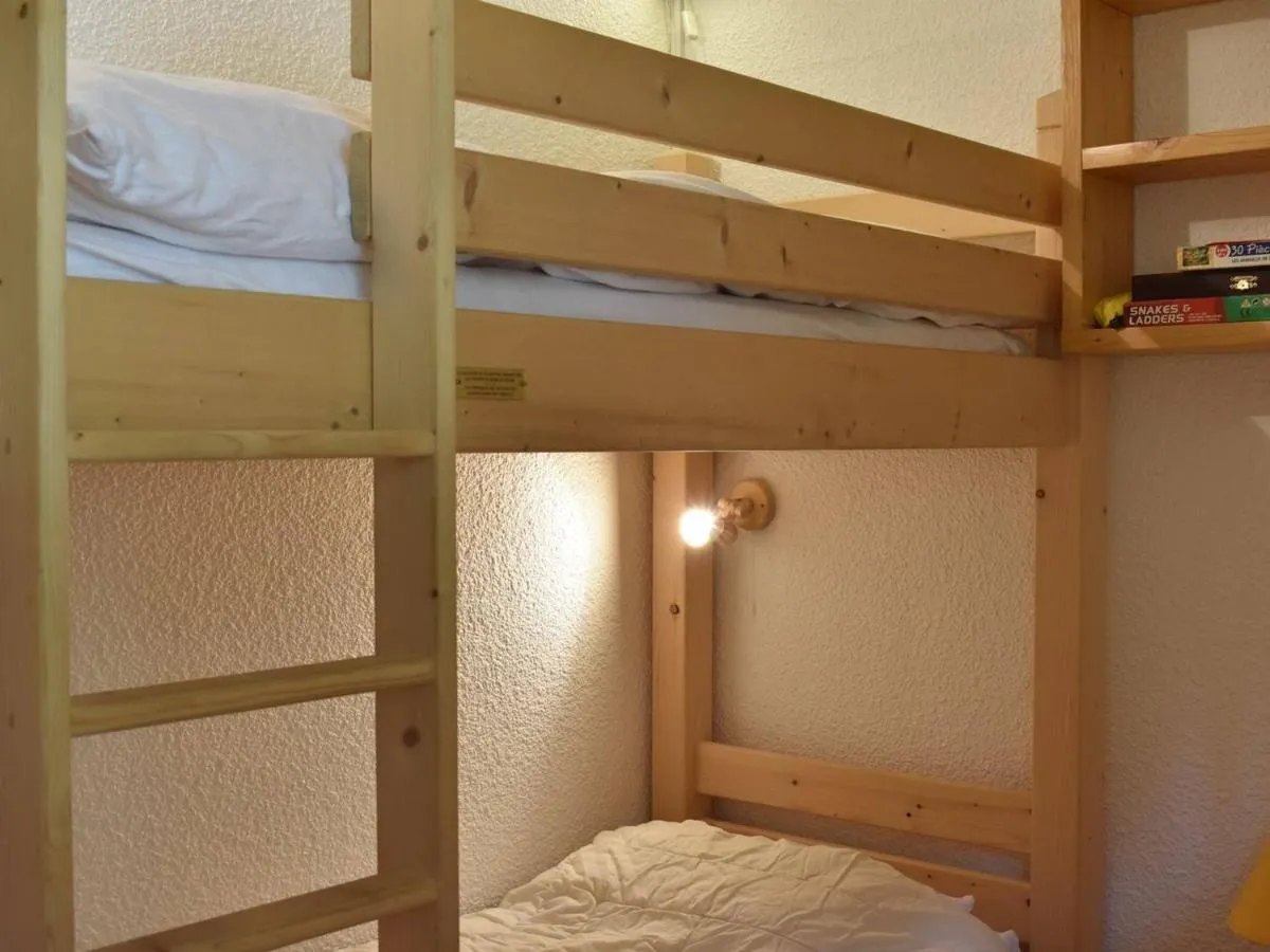 Image 3 of Appartement cosy à Méribel – 2 pièces, 5 pers, proche pistes et navette, balcon, animaux acceptés – FR-1-180-313