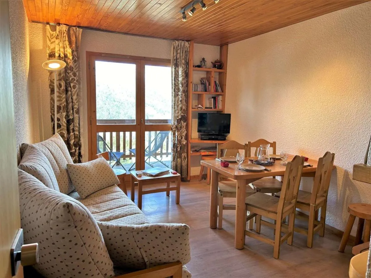 Image 6 of Appartement cosy à Méribel – 2 pièces, 5 pers, proche pistes et navette, balcon, animaux acceptés – FR-1-180-313