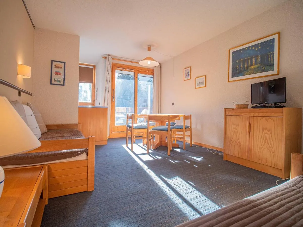 Image 5 of Appartement cosy avec balcon – 50m des pistes – Hameau Crève-Cœur (5 pers) – FR-1-356-346