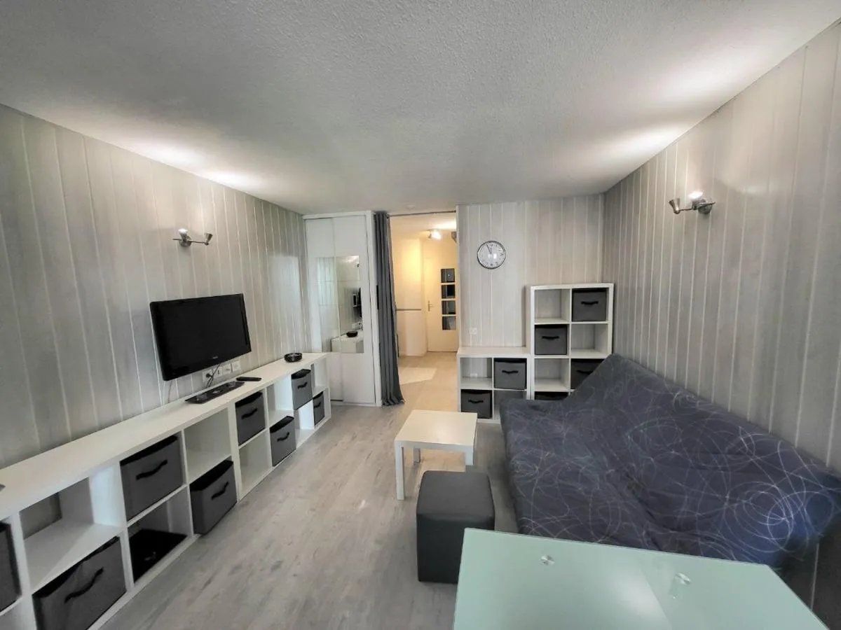 Image 2 of Appartement cosy proche centre thermal et télécabine 3 vallées