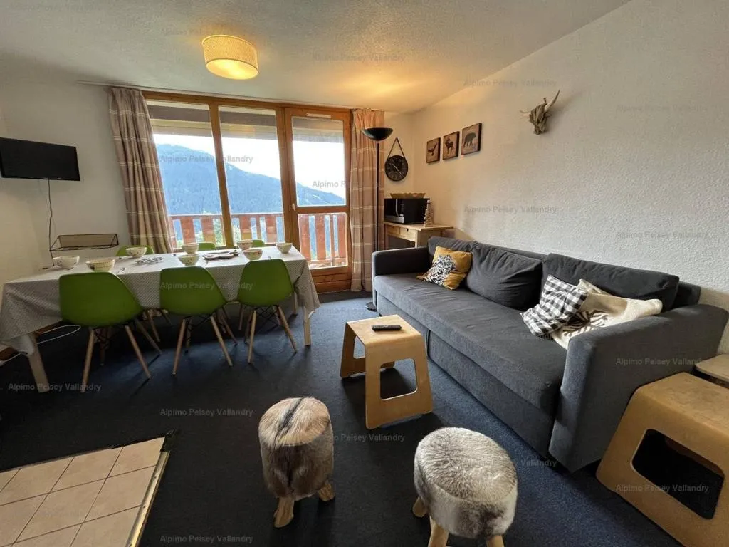 Image of Appartement duplex 45m², 3 pièces, 8 pers, balcon, près des pistes, animaux admis – FR-1-757-117