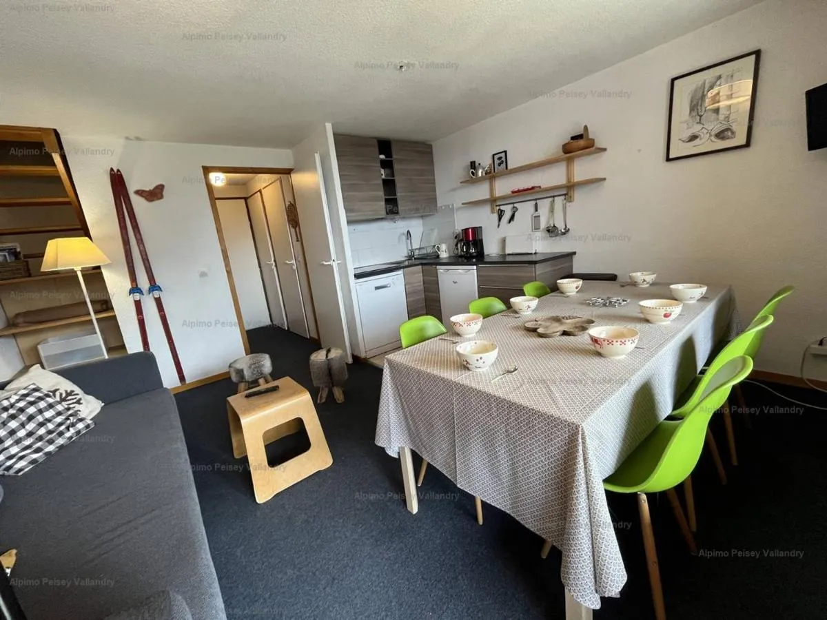 Image 3 of Appartement duplex 45m², 3 pièces, 8 pers, balcon, près des pistes, animaux admis – FR-1-757-117