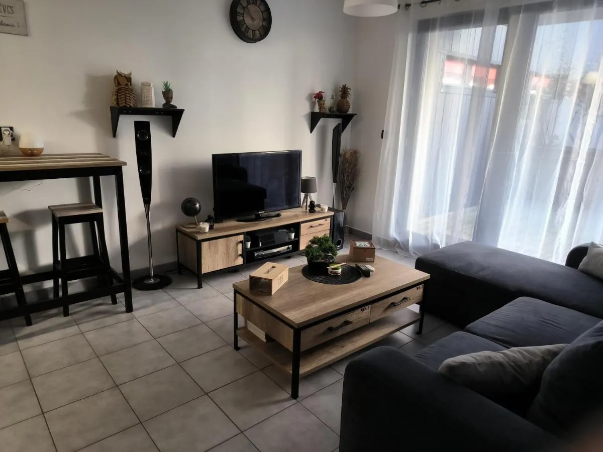 Image 1 of Appartement entier