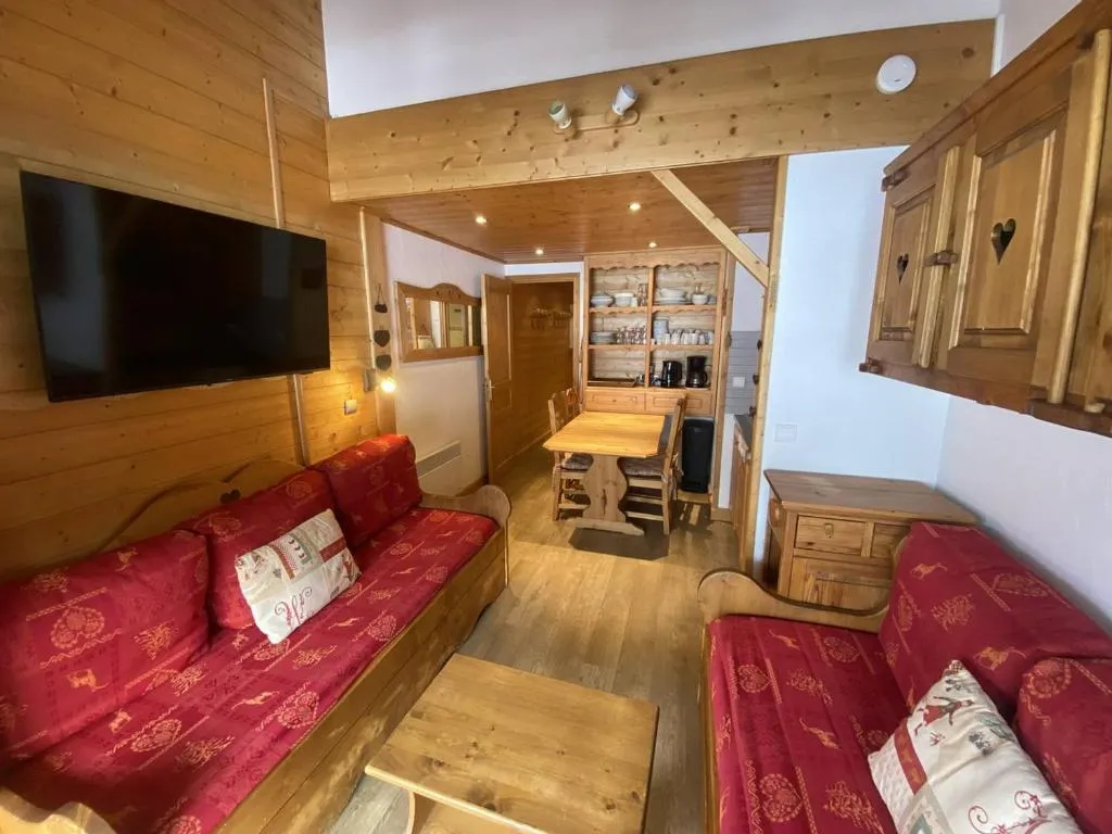 Image of Appartement familial à Méribel près des pistes, 3 chambres, casier à skis, non-fumeur – FR-1-355-265