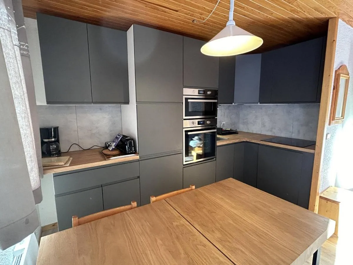 Image 4 of Appartement famille Méribel, proche pistes, balcon, casier à skis – FR-1-355-238