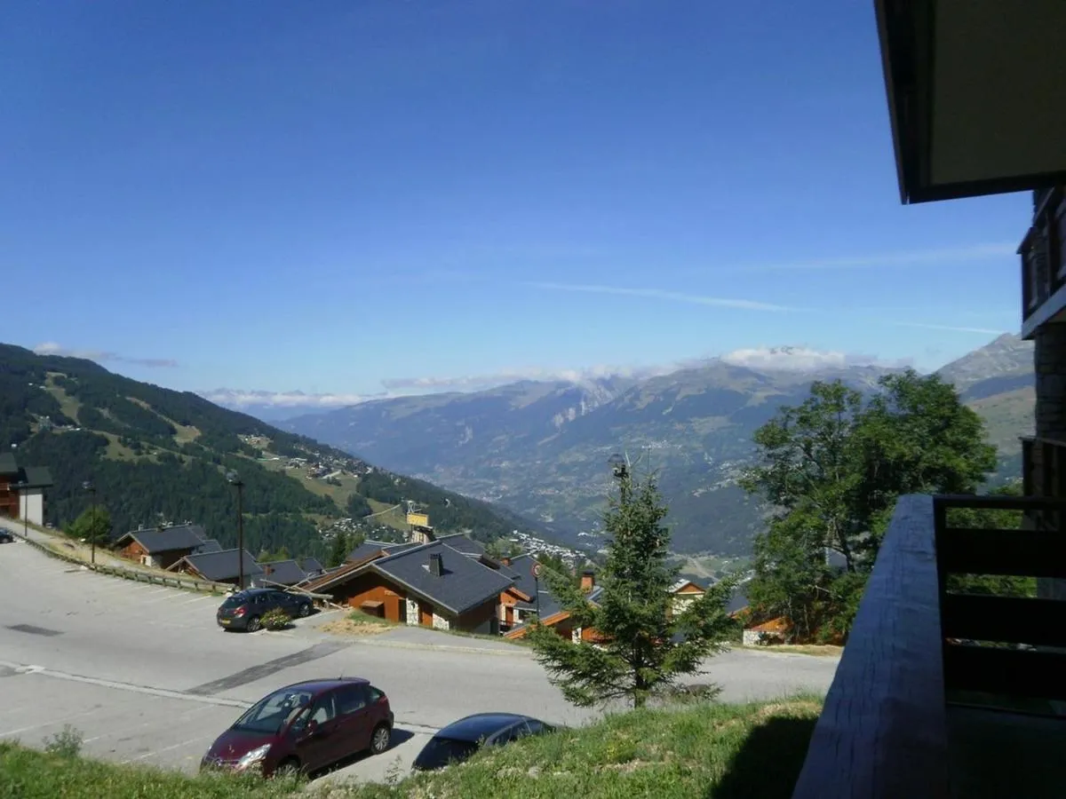 Image 6 of Appartement lumineux avec balcon, 2 chambres, proche des pistes – FR-1-757-112