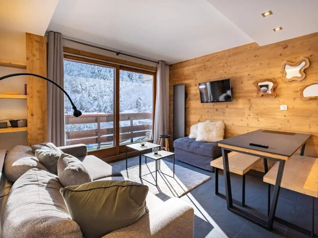 Image of Appartement lumineux avec balcon à Méribel, proche pistes et commerces – FR-1-355-128
