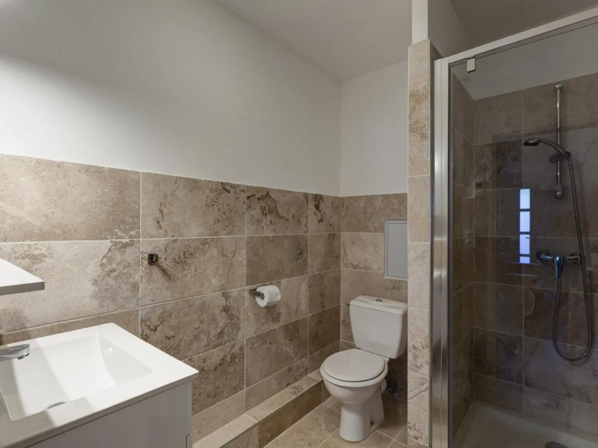 Image 5 of Appartement neuf 2* au centre de Brides avec terrasse, proche télécabines et commerces – FR-1-512-41