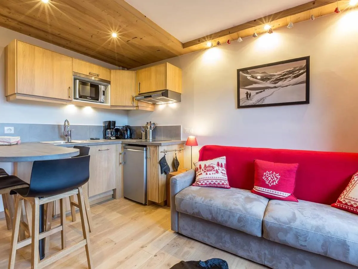 Image 3 of Appartement rénové à Méribel, proche pistes, balcon, 4 couchages – FR-1-355-108