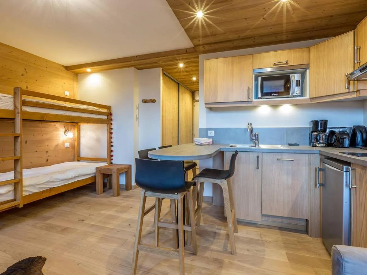 Image 4 of Appartement rénové à Méribel, proche pistes, balcon, 4 couchages – FR-1-355-108