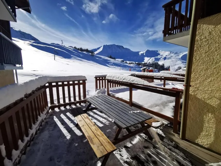 Image of Appartement ski au pied 5-6 personnes La plagne tarentaise