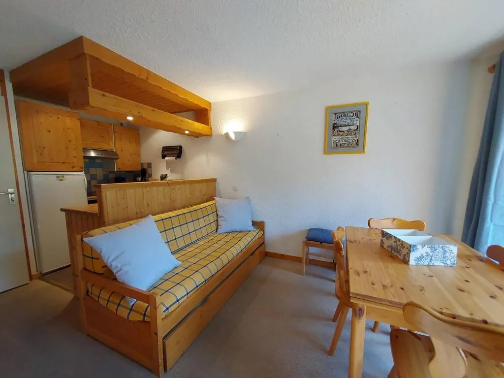 Image of Appartement skis aux pieds, 2 pièces, proche pistes et commerces – FR-1-356-527