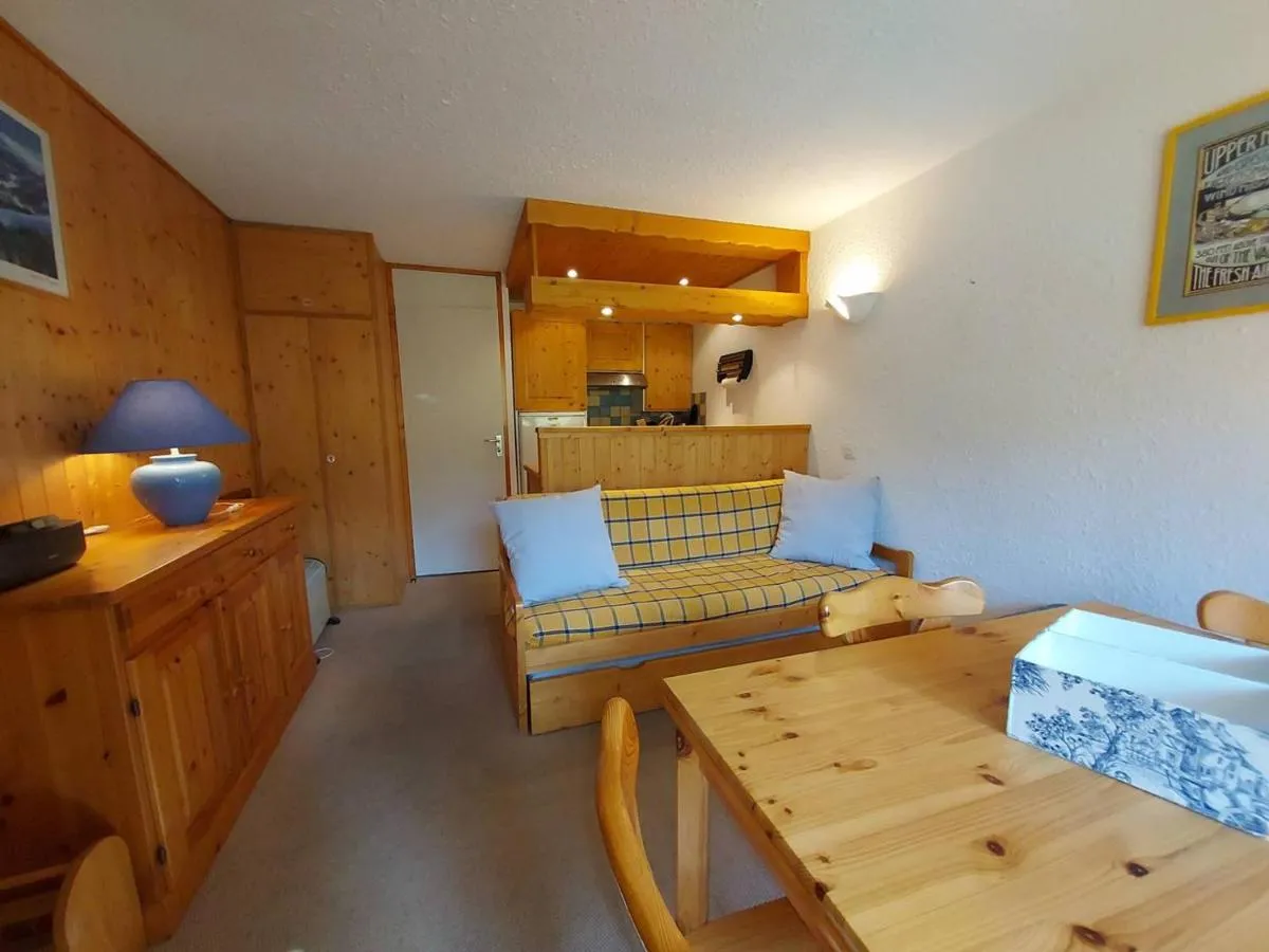 Image 1 of Appartement skis aux pieds, 2 pièces, proche pistes et commerces – FR-1-356-527