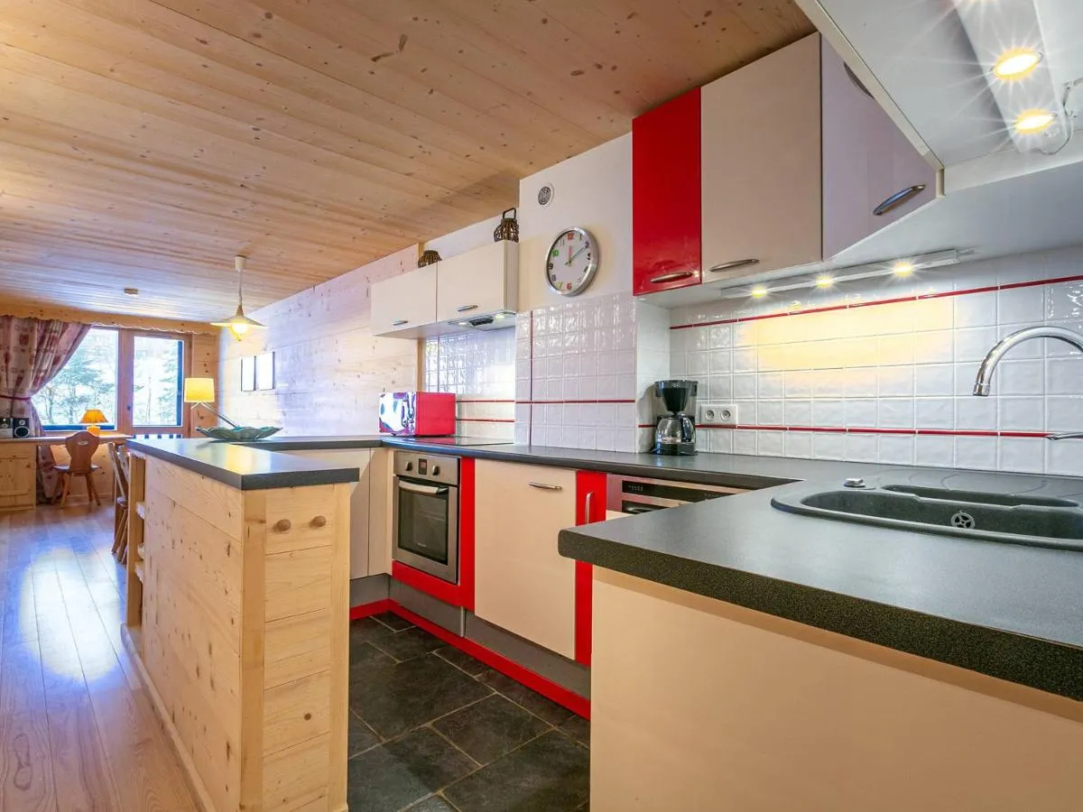 Image 1 of Appartement spacieux 3 chambres, 96m², proche pistes et commerces à Valmorel – FR-1-356-456