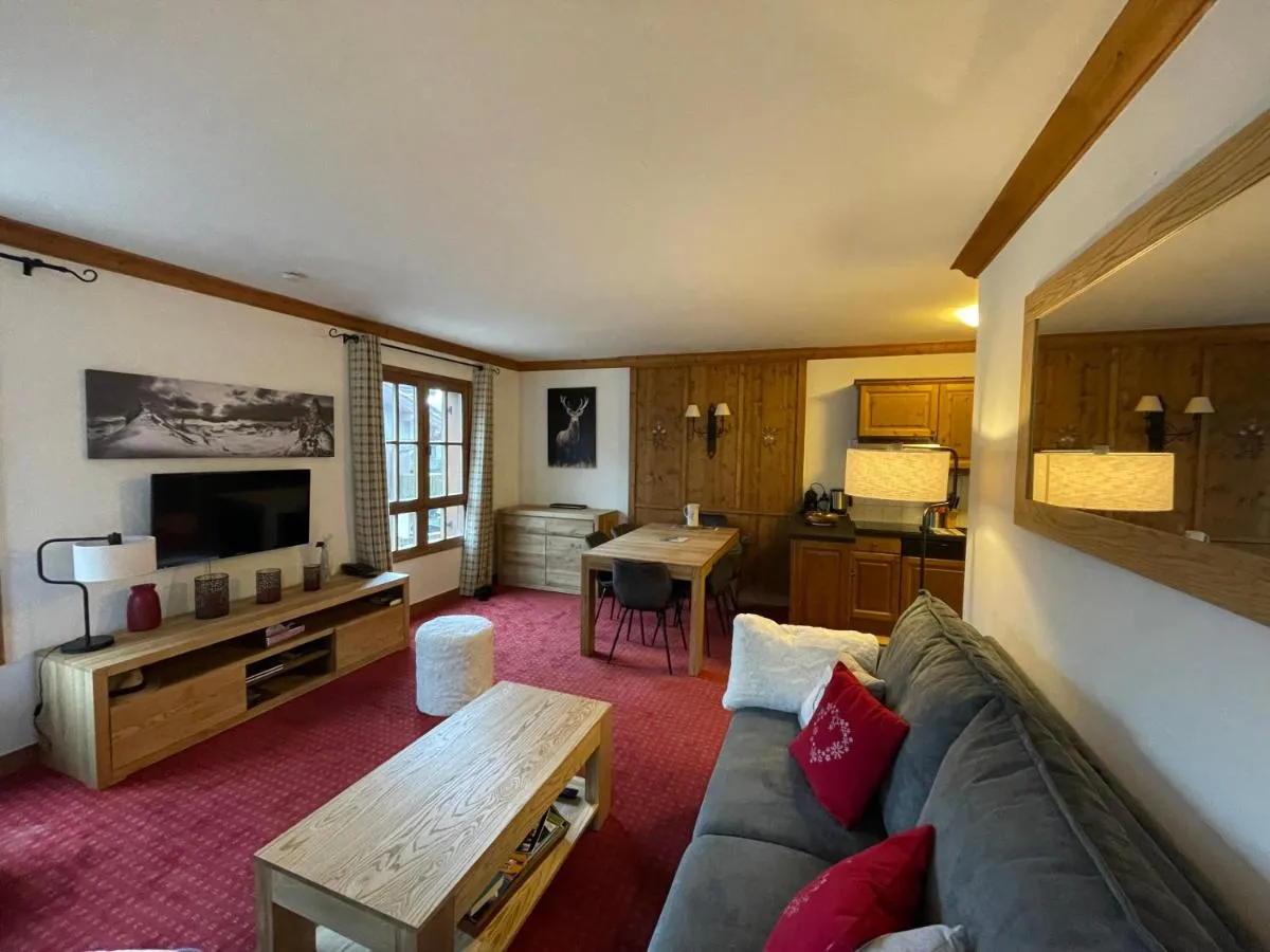 Image 3 of Arc 1950 – Appt 2CH – 6 pers – Rés 5* luxe – Piscine, sauna, hamman, jacuzzi – Classé 5 cristaux Paradiski