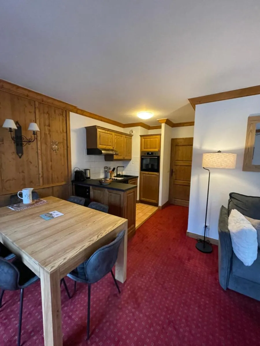 Image 4 of Arc 1950 – Appt 2CH – 6 pers – Rés 5* luxe – Piscine, sauna, hamman, jacuzzi – Classé 5 cristaux Paradiski