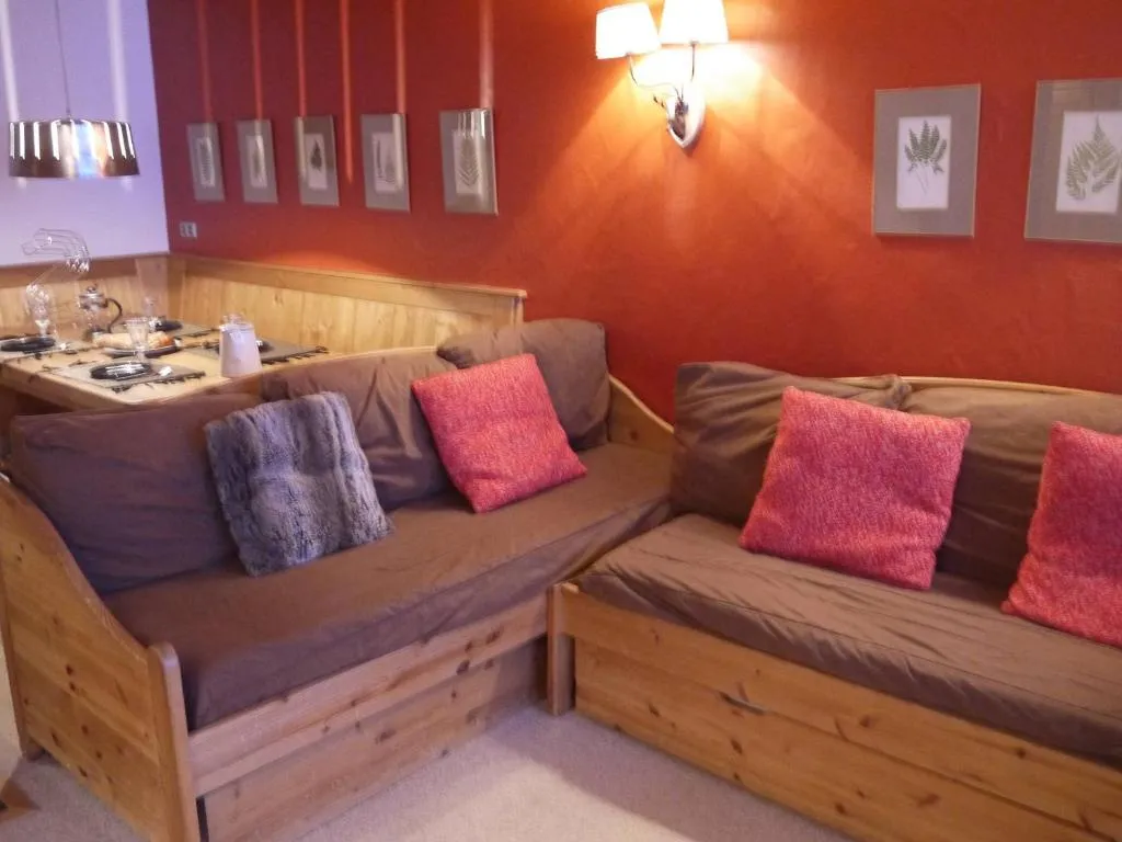 Image of Bel appart T2 avec balcon proche pistes et commerces à Méribel – FR-1-355-70