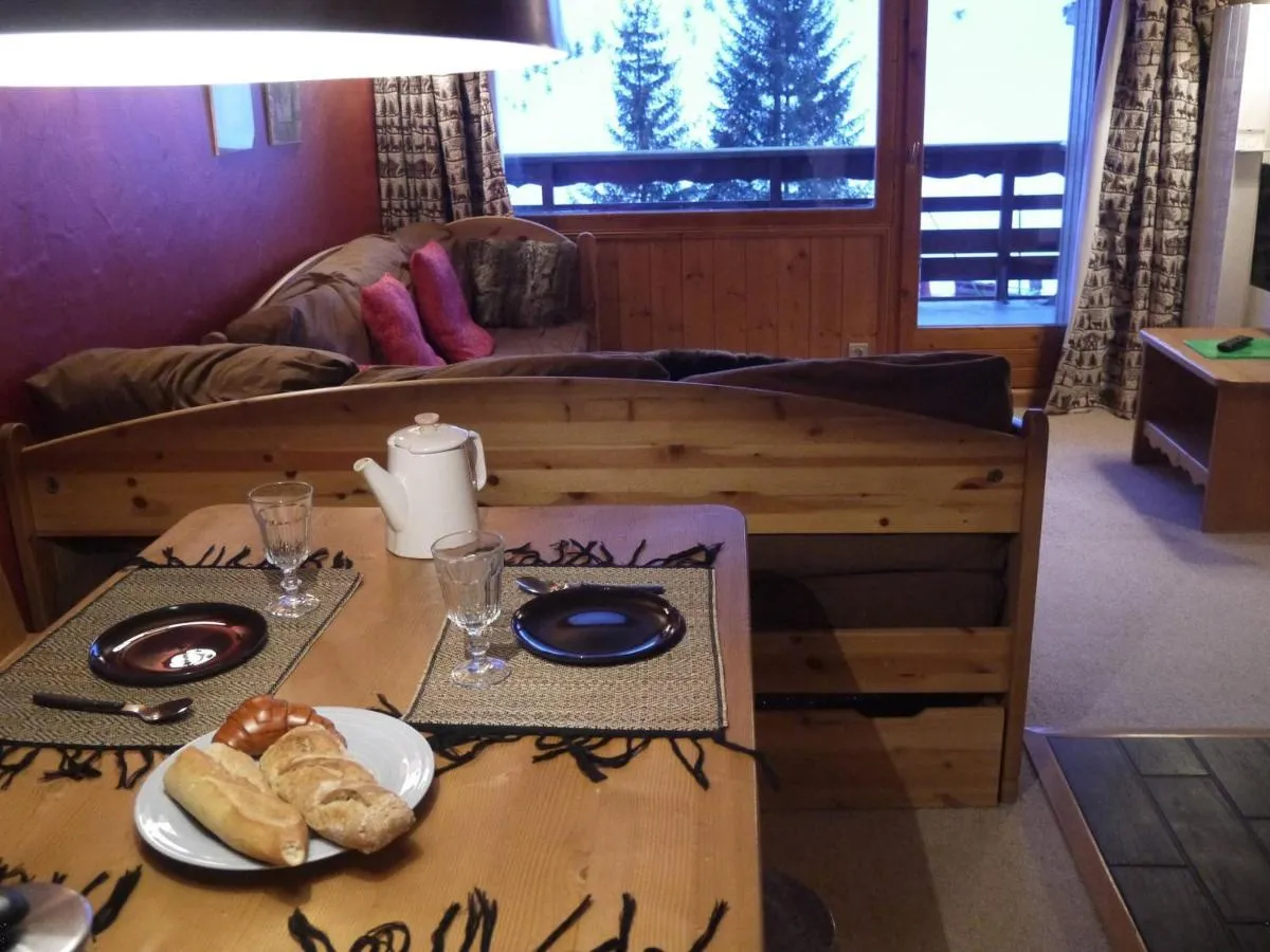 Image 4 of Bel appart T2 avec balcon proche pistes et commerces à Méribel – FR-1-355-70