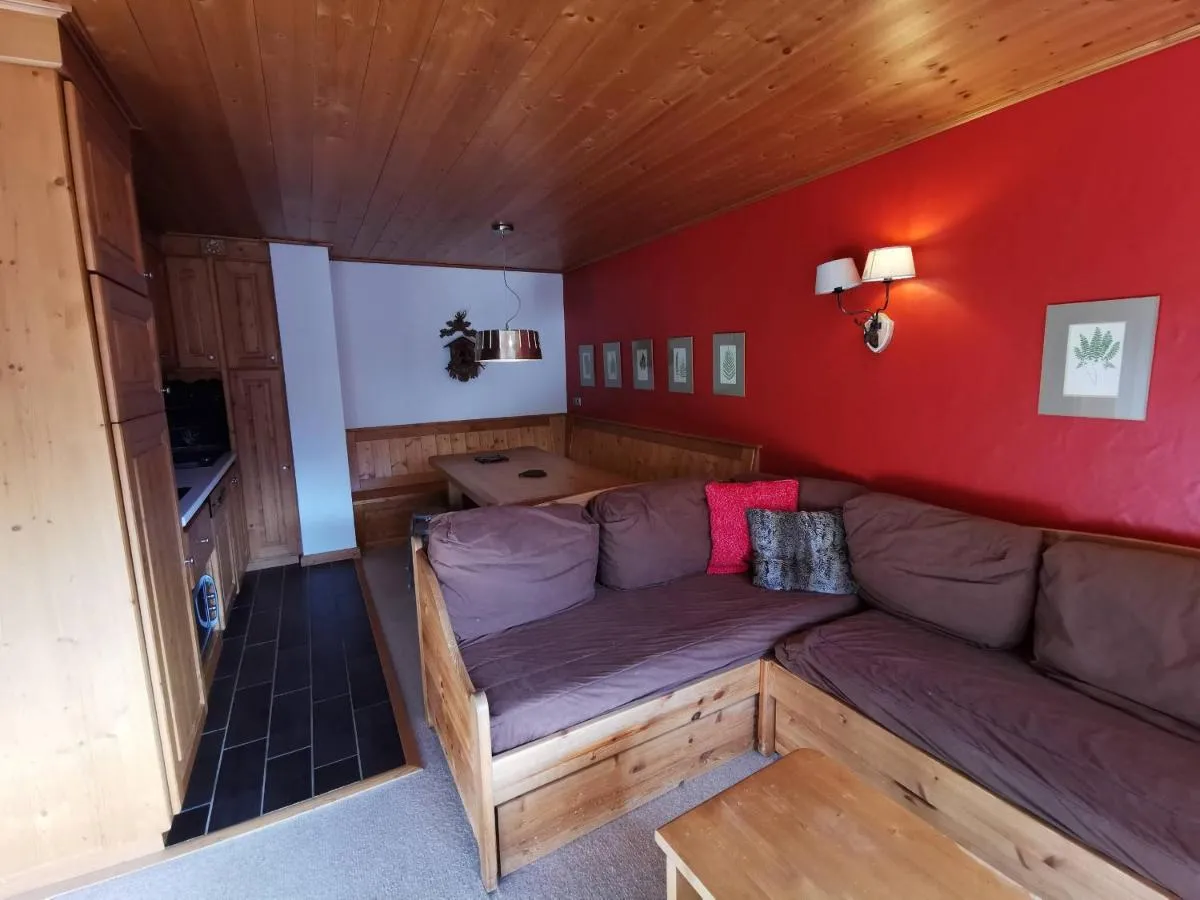 Image 5 of Bel appart T2 avec balcon proche pistes et commerces à Méribel – FR-1-355-70