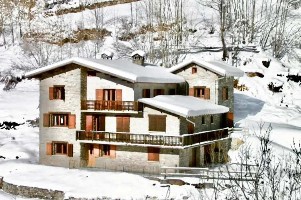 Image of Casa-Chalet du Torchet luxury chalet stunning view
