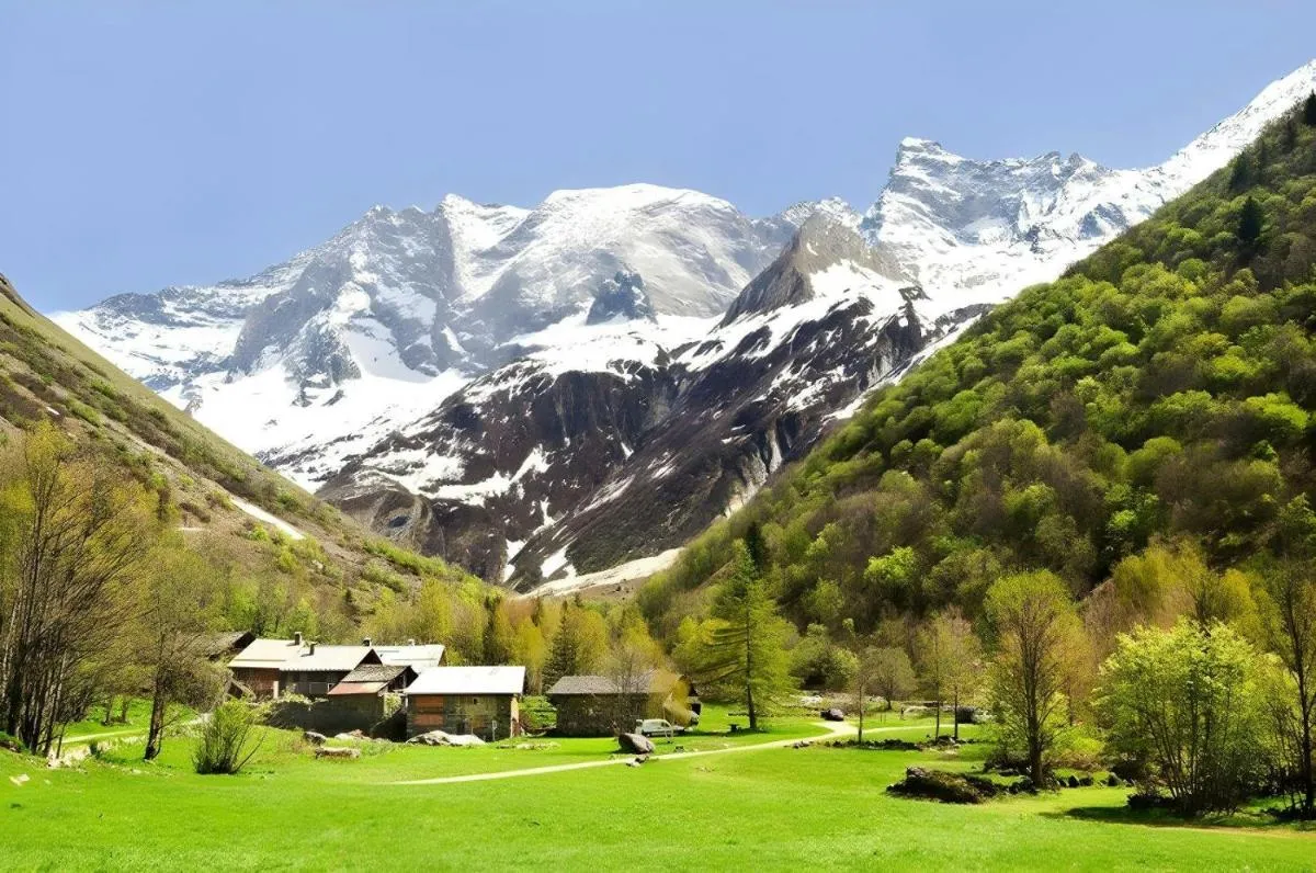 Image 6 of Casa-Chalet du Torchet luxury chalet stunning view