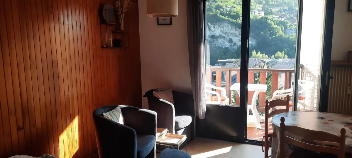 Image 4 of Central studio ideal for hikers or skiers