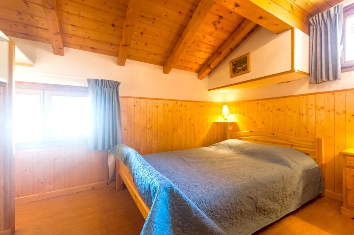 Image 4 of Chalet Authentique Praranger Jacuzzi