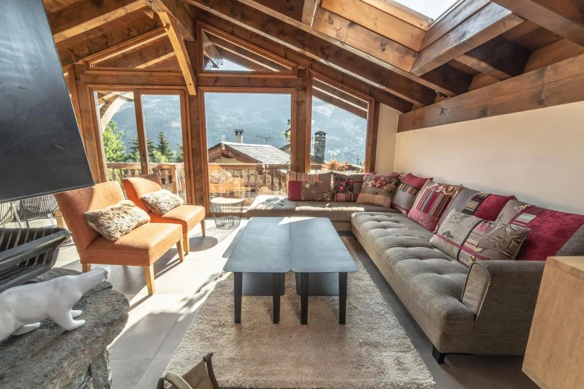 Image 2 of Chalet Familial Meribel 1600
