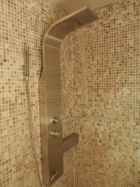 Image 6 of Chalet Greystone