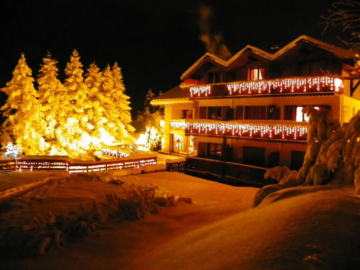 Image 1 of Chalet Hôtel Les Airelles