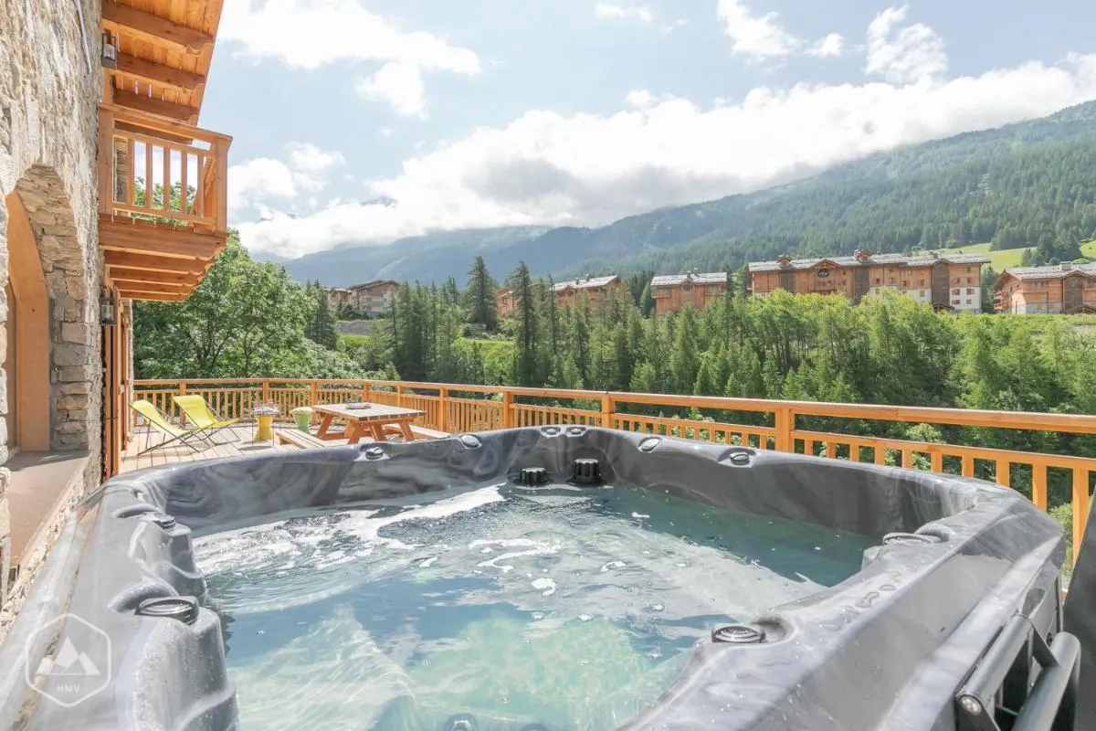 Image 2 of Chalet La Turra, Spa privée
